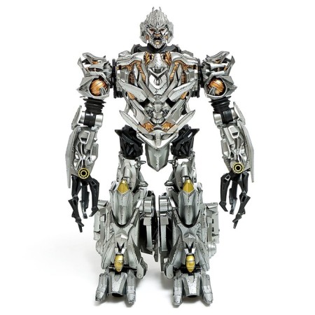 Fighter robot, transforms, with metal elements-2