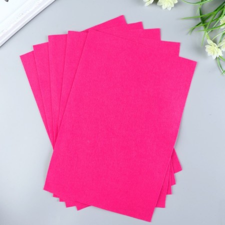 Soft felt 1 mm 20x30 cm bright.-1