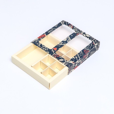 Box for sweets, 8 sweets and chocolate, 17.7 x 17.7 x 3.8 cm "Happy holiday!"-8