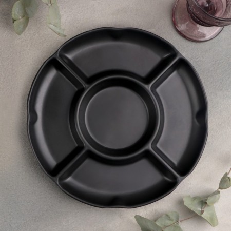 Menzhitsa "Black East", 25 × 25 × 2.5 cm, diameter of the central compartment 11 cm, black color-1