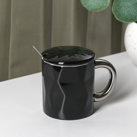 Ceramic mug with a spoon "Stylish Bear", 320 ml, black color-1