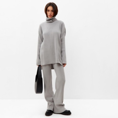 Women's costume mist (sweater and trousers), gray, p. S (40-42)