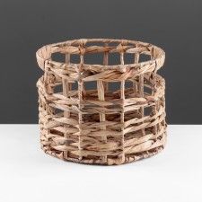 Storage basket 