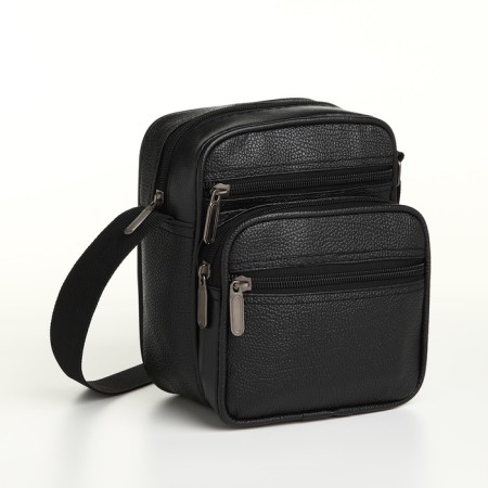 Male bag, 18*9.5*15.5 cm, lightning department, 3 n/pocket, reg. Rev., black