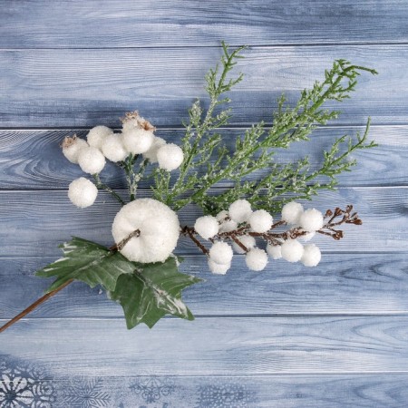 Decor "Winter Miracle" Apple Berries Greens 30 cm-1