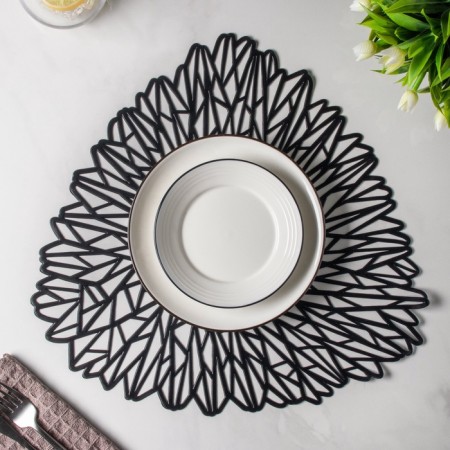 Serving napkins on the table "Loire", 4 pcs, 40 × 38.5 cm, black-1
