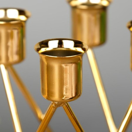 Summary metal for 4 candles "triangles" gold 14x9x9 cm-3