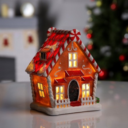 LED figure "Gingerbread House" 18 × 12 × 10 cm, polystone, batteries AAAX2 (not in the kit), glow warm white