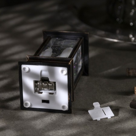 LED figure "Lantern with candles" 5 × 12 × 5 cm, plastic, batteries AG13x3, glow warm white-2