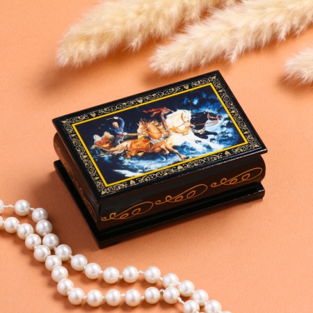 Casket "Troika", 6 × 9 cm, lacquer miniature-3