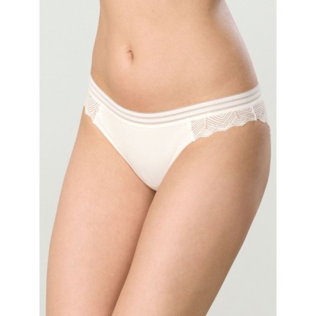Female cowards, size 48, milk color