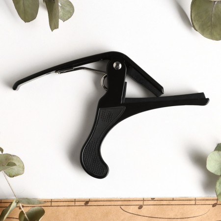 Capodastr for Music Life guitar is black-2