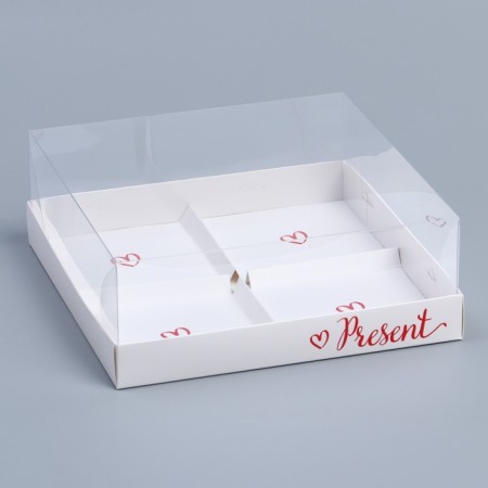 Confectionery box for mousse cakes "Present", 17.8 x 17.8 x 6.5 cm
