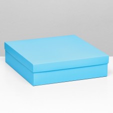 The box is folding, cover is, turquoise, 30 x 30 x 8 cm