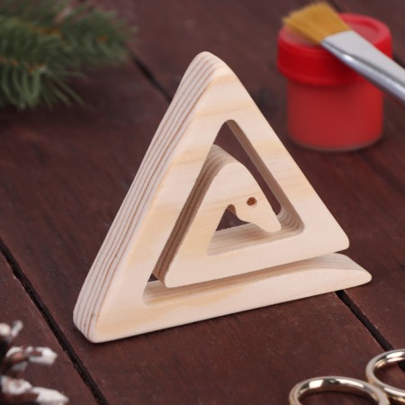 The workpiece for creativity "Triangular snake",