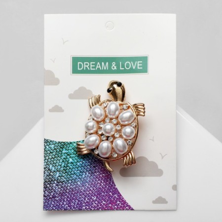 Brooch "Turtle" with a pearl shell, white color in gold