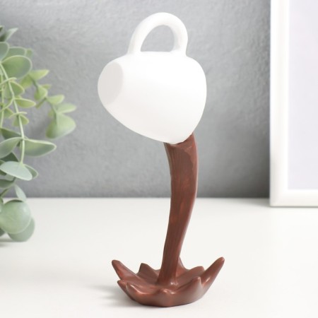 Polystone souvenir "White cup of coffee with milk - spray" 15x5x8 cm-2