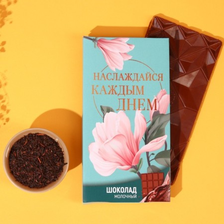 Gift set “Enjoy every day”: Black tea “Vanilla and Caramel” 50 g, milk chocolate 70 g.-1