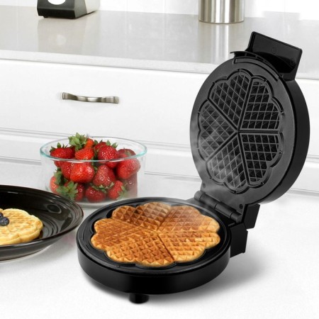 Electric waffle box KitFort KT-3616, 1000 watts, Belgian, black-1