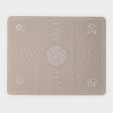 Rug with markings of the Kapuchino shares, silicone 50 × 40 cm, beige color