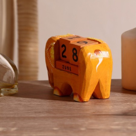 Wooden calendar with Elephant cubes 11x4.5x6.6 cm mix-2