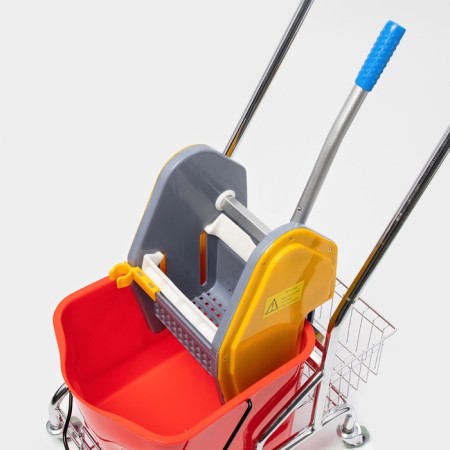 The harvester is simultaneous with vertical and net, red bucket 25 liters, chrome frame-2