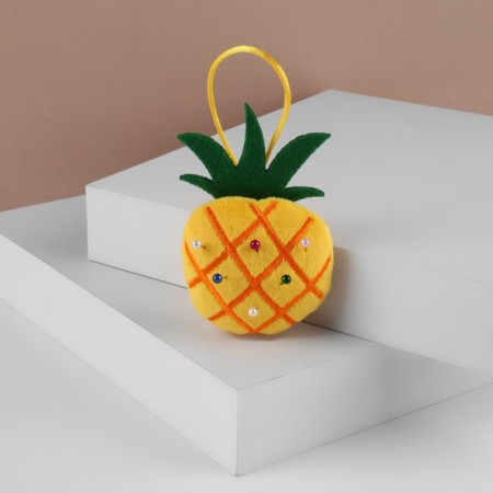 A needleman with a loop "pineapple", 6.5 × 6.5 × 3 cm, yellow color-1