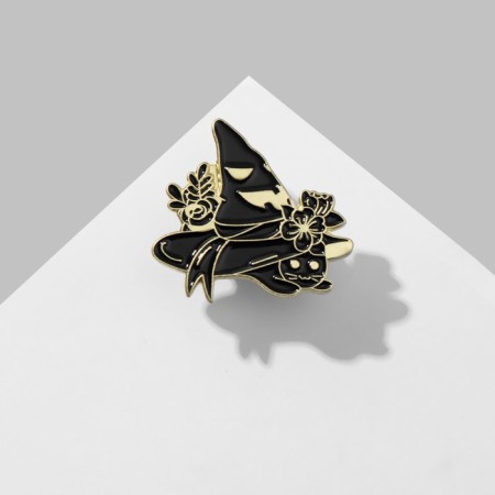 Icon "cat" under a hat, black color in gold-1