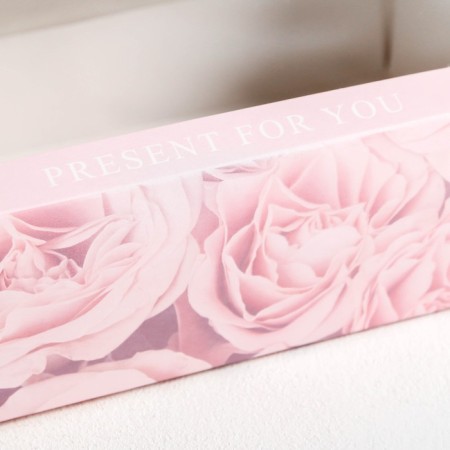 Makarun box, confectionery packaging "Best Wishes", 18 x 10.5 x 5.5 cm-2