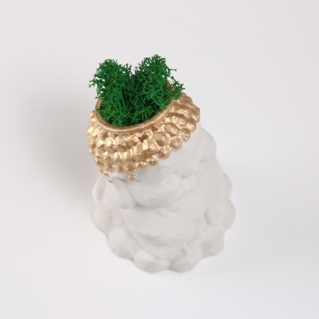 Concrete Kashpo "Buddha" 5.5x6.5x7 cm white with gold with moss (moss green stabilized)-4