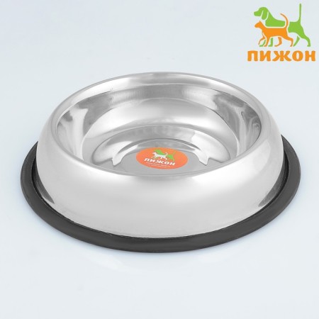 A bowl with a non -slip base is rounded, 710 ml