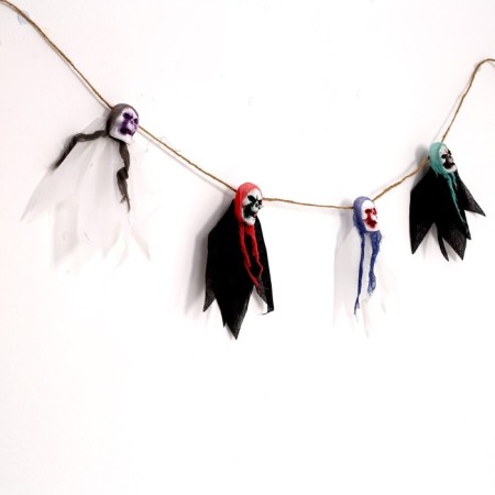 Carnival garland "Skull" 4 pcs., 67 cm
