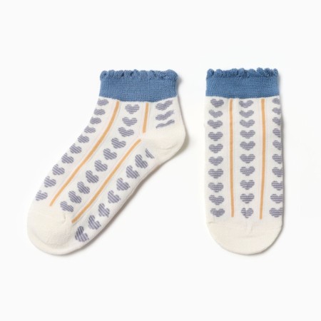 Children's socks "hearts" Minaku, central white (4-8 years)
