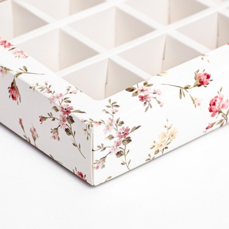 Box for 12 sweets, "flowers" 19 x 15 x 3.6 cm-2