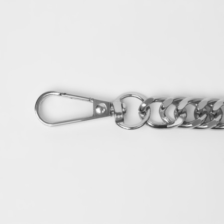 A chain for a bag, with carbines, metal, flat, dense weaving, 15 × 10 mm, 30 cm, silver color-1