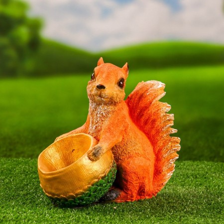 Garden figure "Squirrel with a feeder" 24x22cm-1
