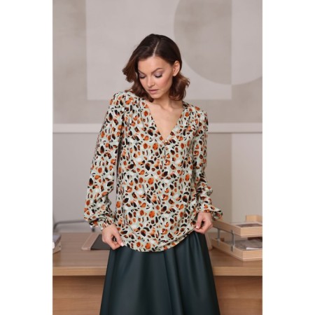Female blouse, size 44-4