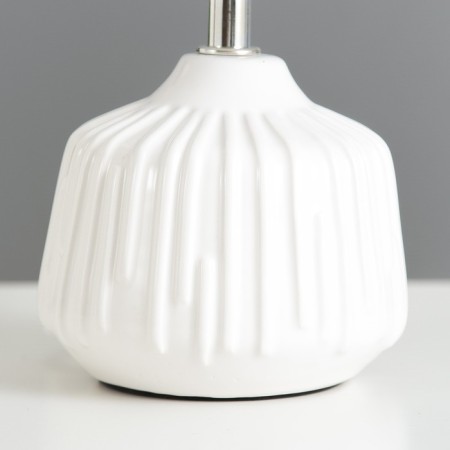 E14 40W white 3x13x25 cm Risalux desktop-3