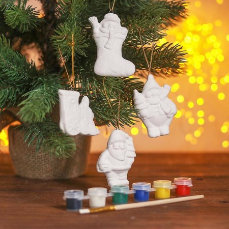 A set of Christmas tree decorations for coloring 4 pcs. "Charm" with a suspension, paint 6 centers. 2 ml, brush-1