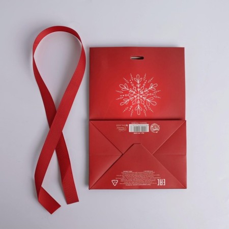 Gift package with the belt "Happy New Year", 13 x 19 x 9 cm, New Year-3