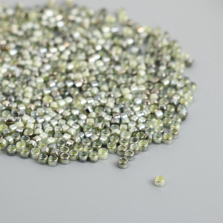 Glass 9/0 "Cylinders. Salad" two -tone, 450 g does not fade