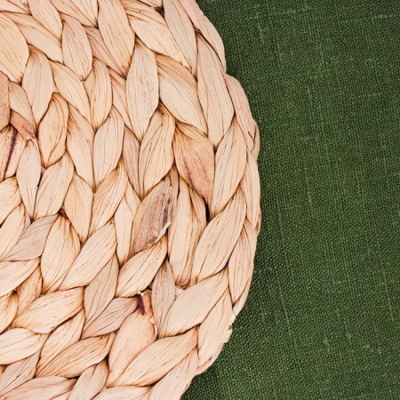Serving napkin, D 25 x 0.5 cm, water hyacinth-1