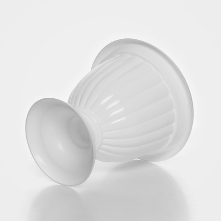 Street Kashpo on the leg "Jasmine", 9 l, white color-3