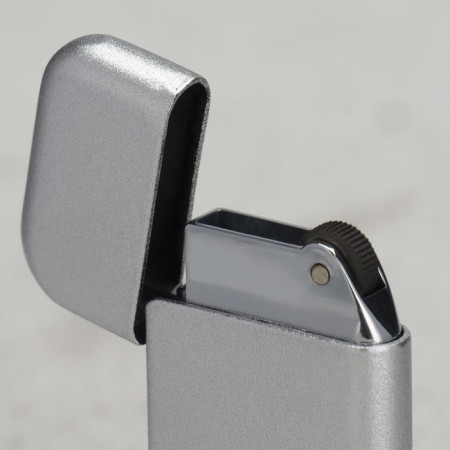Gas lighter "Ebash", 2.8 x 6.5 cm.-3