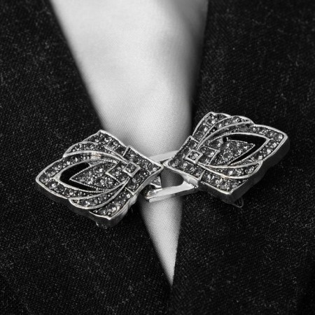 Cardigan clamp "Peaks", gray color in black silver