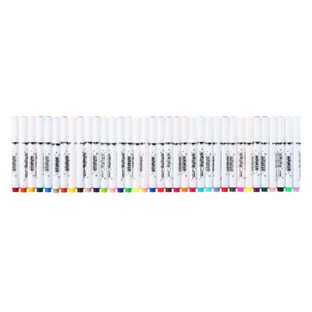 A set of markers, 36 colors, a cystic tip, in a plastic box
