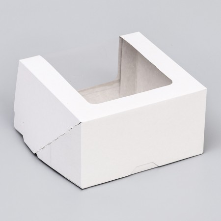 Confectionery packaging with a window, white, 18 x 18 x 10 cm