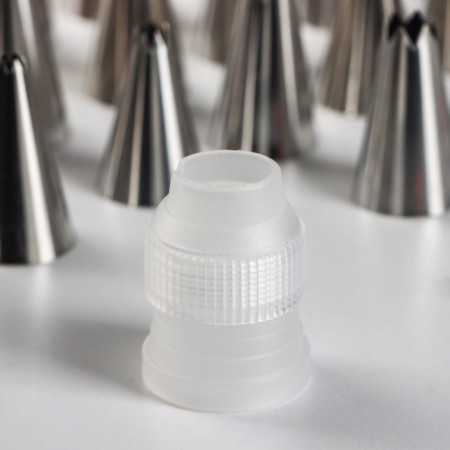 A set of pastry troops, d = 1.5 cm, nozzles 23 pcs, adapter 1 pc, mix-4