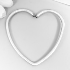 Ring Metal for the manufacture of dreams 