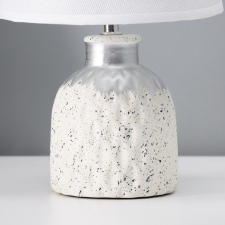 Table lamp "Ovation" 1he14 40W white 22x22x31cm-5